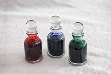 Load image into Gallery viewer, Decorative Glass Inkwell 50ml